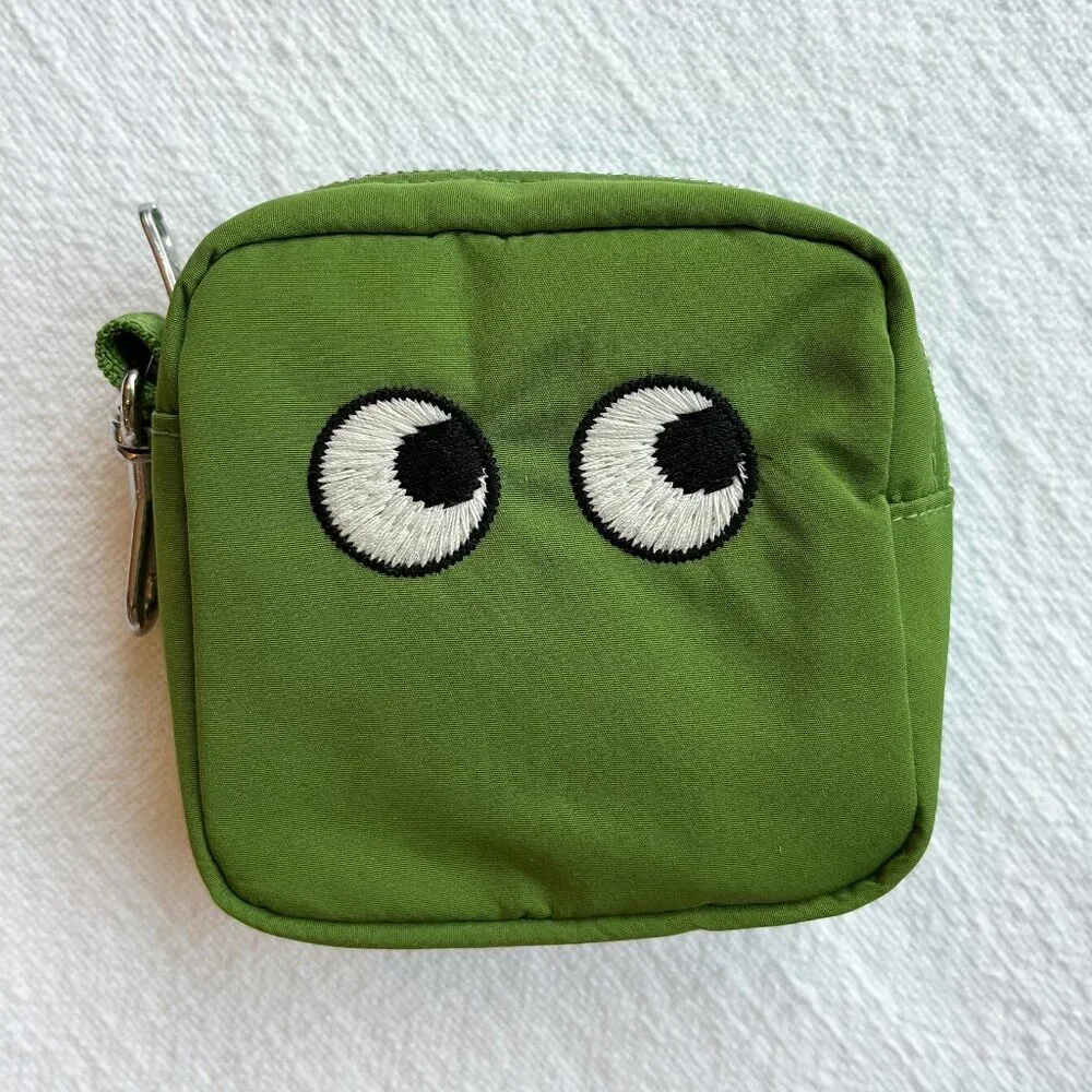 NWOT Anya Hindmarch x Uniqlo Green Packable Tote Bag & Charm - Picture 3 of 6